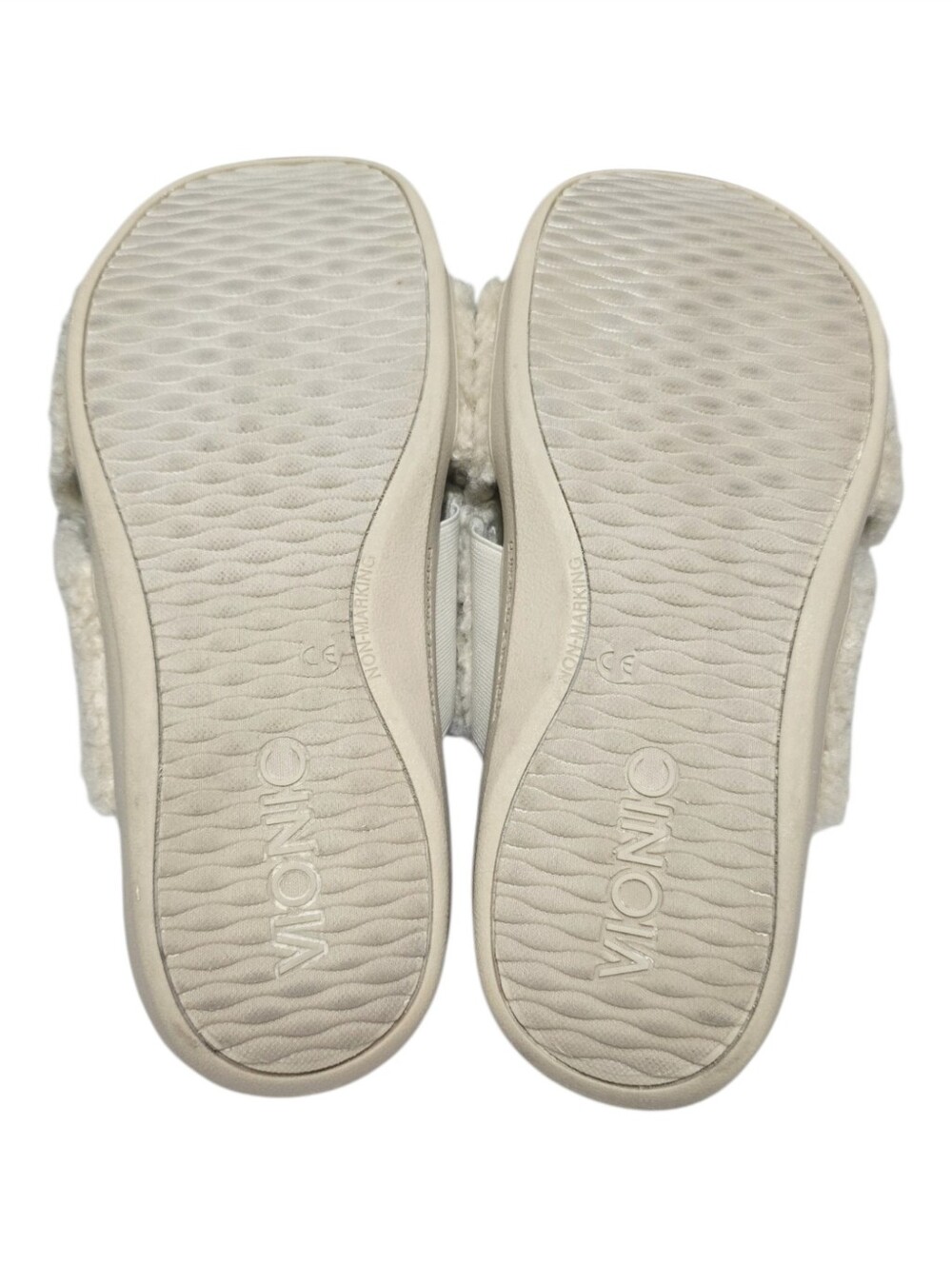 Vionic Relax II Slippers - Picture 4 of 4